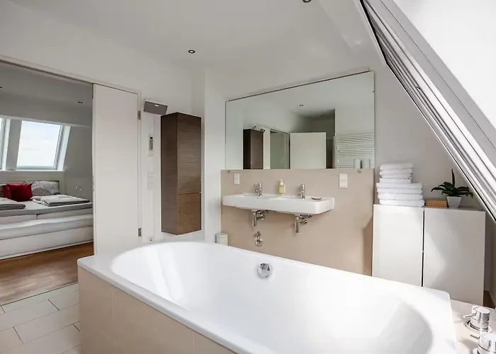Skyline Luxus Penthouse Im Zentrum! Exklusive Oase Fuer Privat- Und Geschaeftsuebernachtungen- Und Events Appartamento *