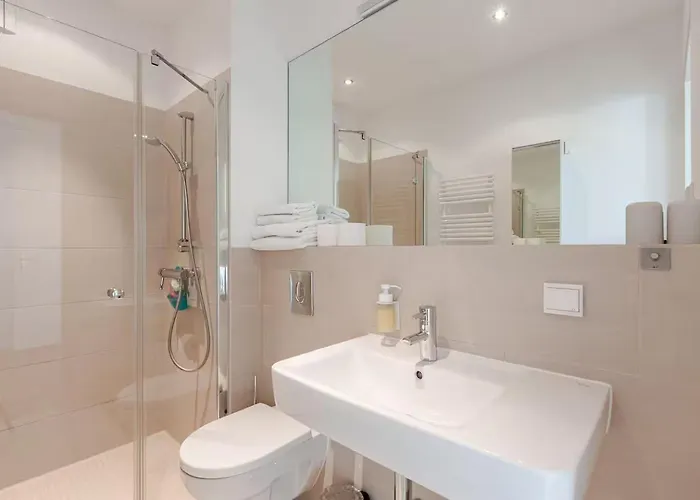 Appartamento Skyline Luxus Penthouse Im Zentrum! Exklusive Oase Fuer Privat- Und Geschaeftsuebernachtungen- Und Events *