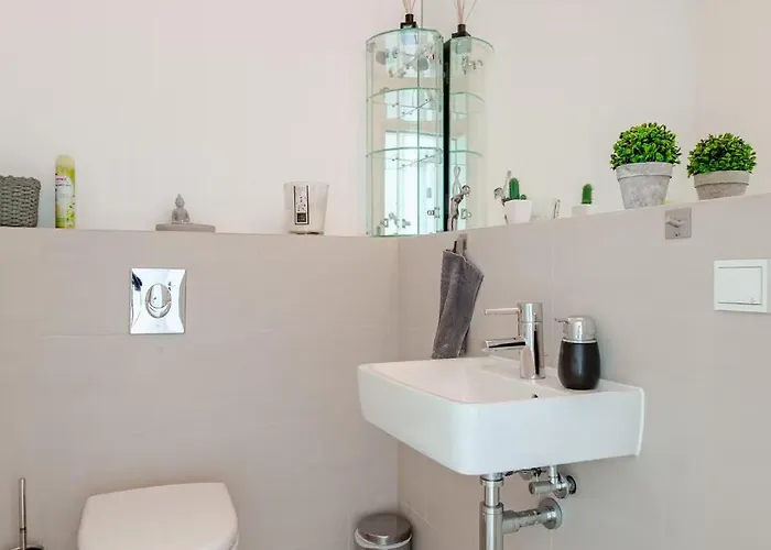 Skyline Luxus Penthouse Im Zentrum! Exklusive Oase Fuer Privat- Und Geschaeftsuebernachtungen- Und Events