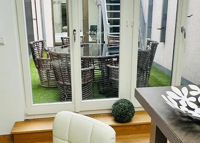 Appartamento Skyline Luxus Penthouse Im Zentrum! Exklusive Oase Fuer Privat- Und Geschaeftsuebernachtungen- Und Events