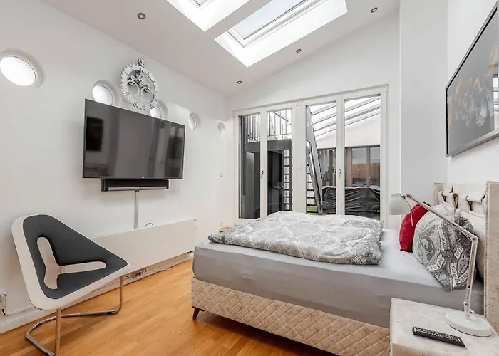 Skyline Luxus Penthouse Im Zentrum! Exklusive Oase Fuer Privat- Und Geschaeftsuebernachtungen- Und Events